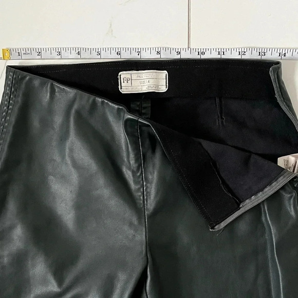 Free People/ Deep forest green/  Vegan leather/ Skinny pants/ Size US 4 - Picture 9 of 9